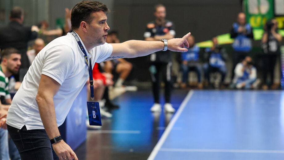 Ricardo Costa analisa derrota do Sporting com o Kielce na Champions