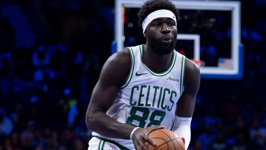 Neemias Queta regista esta temporada médias de 10.1 pontos, 8.4 ressaltos e 1.5 assistências