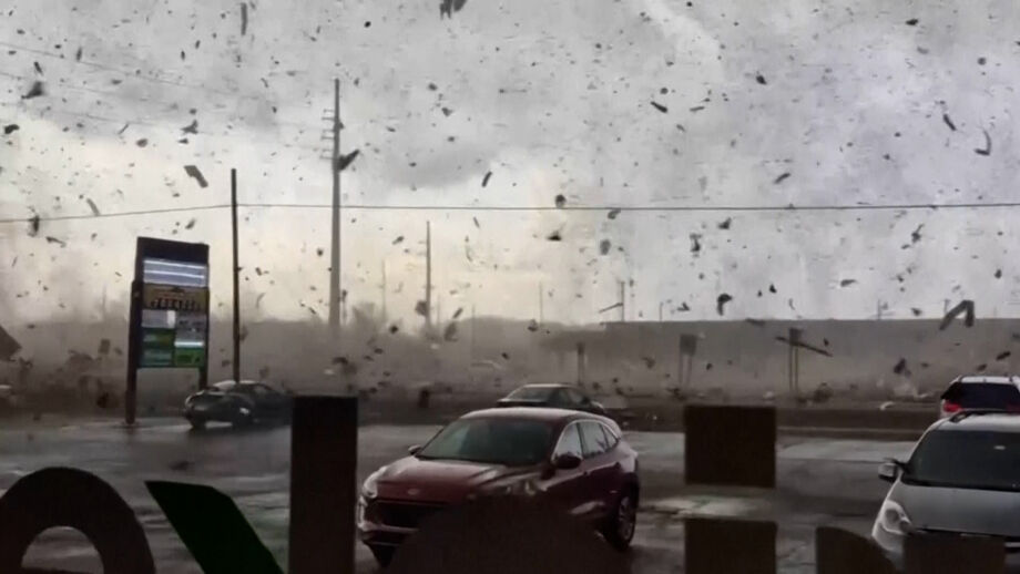 Pelo menos três pessoas morreram