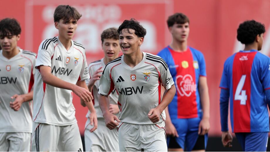 Jesus Aquino bisa na vitória do Benfica em Belém