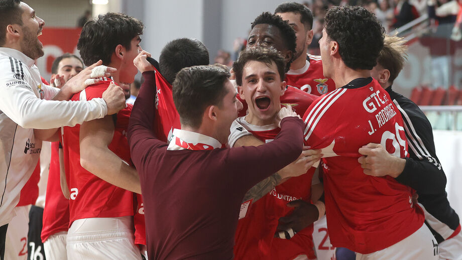 Encarnados venceram por 36-22