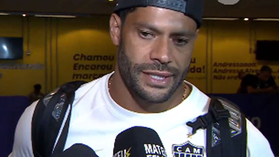 Jogador pede "desculpa" depois de cenas de muita violência no final do jogo 