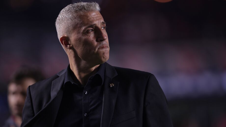 Hernán Crespo deixa o comando técnico do São Paulo após oito meses