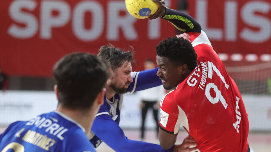 FC Porto e Benfica decidem futuro na Liga Europeia