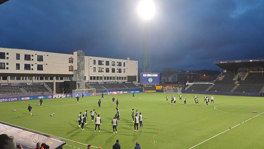 Vítor Almeida Gonçalves, editor de Record e enviado especial Record a Bodo, revela tudo sobre a preparação dos leões na Champions
