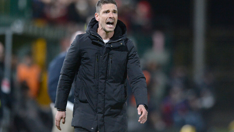 Técnico alvinegro prepara jogo com o Estoril