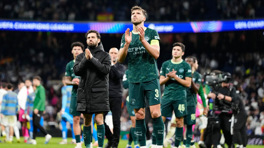 Jogadores do Manchester City chateados após derrota com Real Madrid