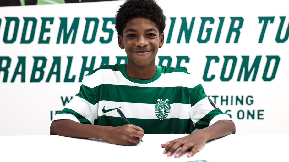Diego Veiga, jovem promessa, assina pelo Sporting e reforça a formação do clube