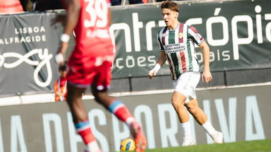 Max Scholze soma sete jogos pelo Estrela