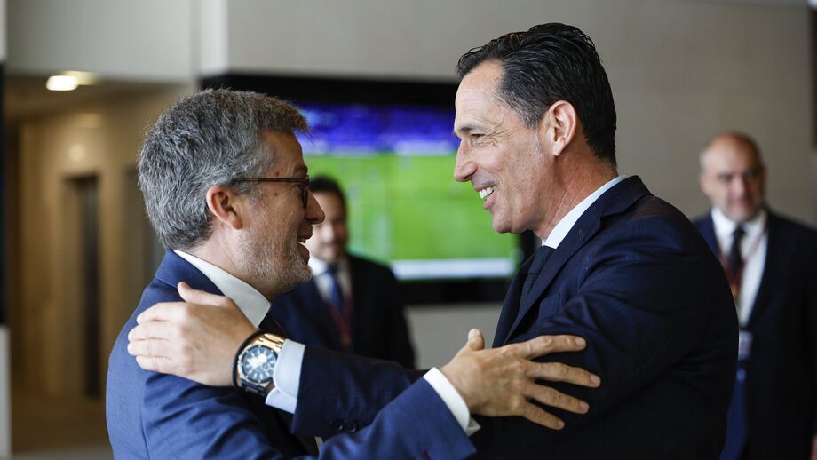 Pedro Proença recebe Carlos Moedas na Cidade do Futebol