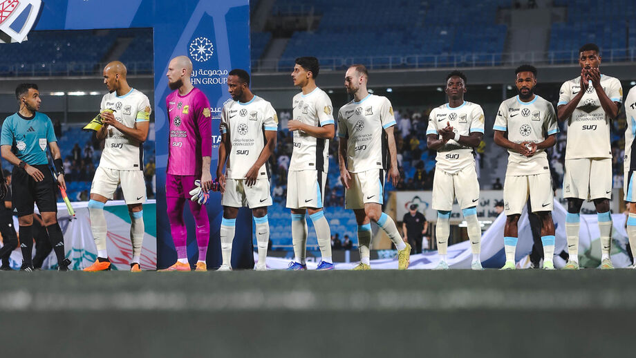 Al Ittihad de Sérgio Conceição perde e continua fora do top'5 na Liga saudita