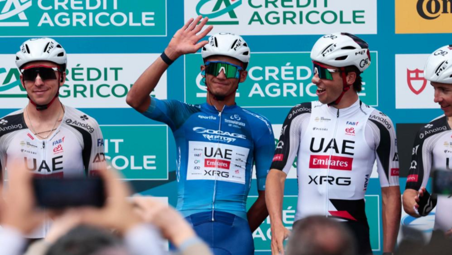 Isaac del Toro vence penúltima etapa do Tirreno-Adriático