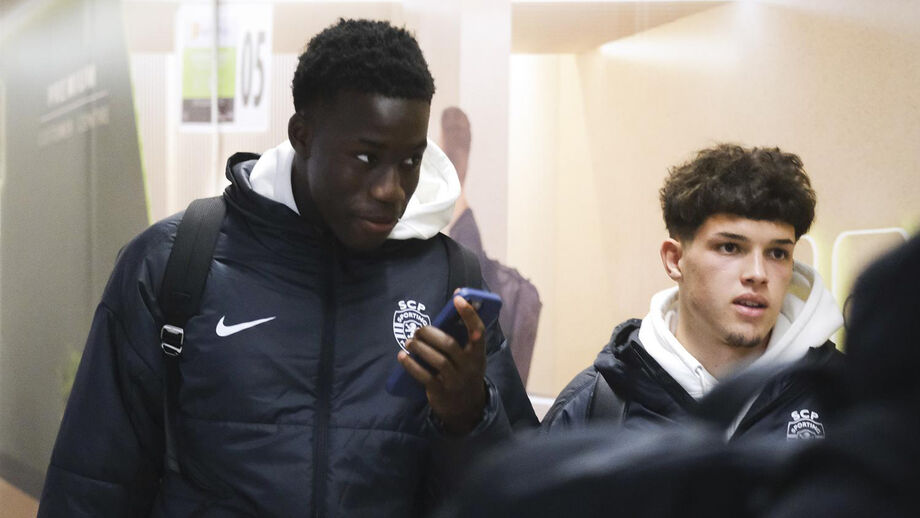 Salvador Blopa volta a parar por lesão