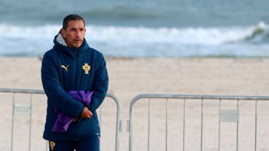 Alan Cavalcanti ao serviço da Seleção Nacional feminina de futebol de praia