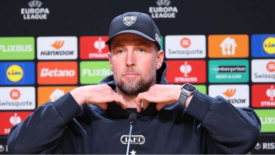 Sebastian Hoeness, treinador do Estugarda