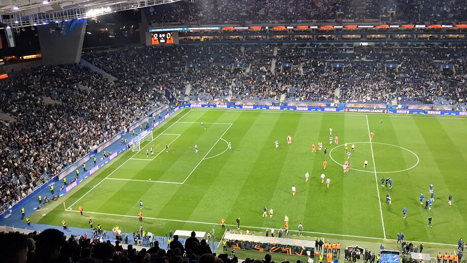 Foi assim que o Dragão reagiu após o apito final do jogo com o Estugarda