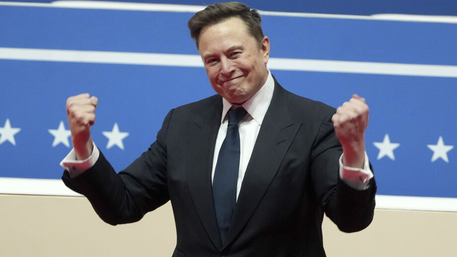 Musk tem uma fortuna acumulada de 661,1 mil milhões, de acordo com o Bloomberg Billionaires Index
