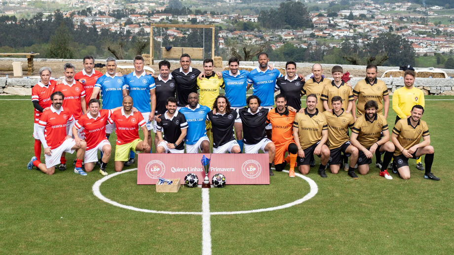 Rolando participou em torneio com vários ex-futebolistas