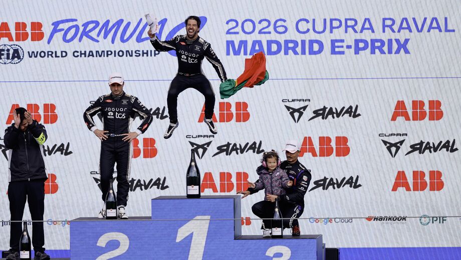 Félix da Costa celebra vitória no E-Prix de Madrid, do Mundial de Fórmula E