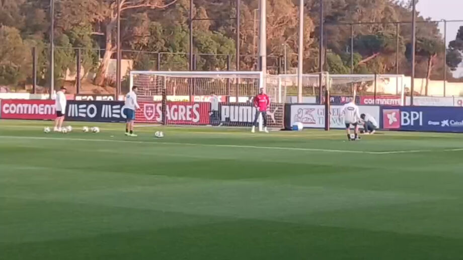 Gurda-redes do Genclerbirligi chamado para substituir o lesionado Diogo Costa