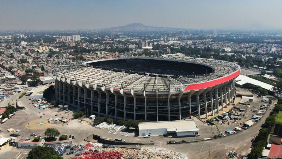 Estádio Azteca, a 2.240 metros de altitude, recebe o México-Portugal