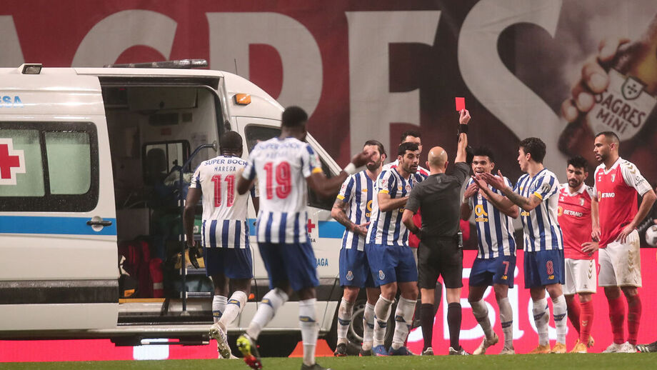 Luís Godinho recorda jogo entre FC Porto e Sp. Braga, no qual David Carmo partiu a perna