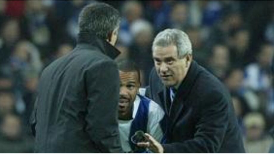 José Carlos Esteves junto a José Mourinho e Costinha