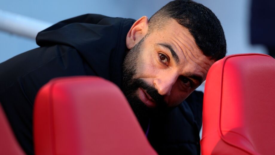 Gerrard e Hargreaves discutem substituto de Salah no TNT Sports