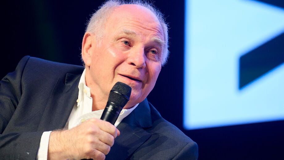 Uli Hoeness comenta interesse do Liverpool em Olise