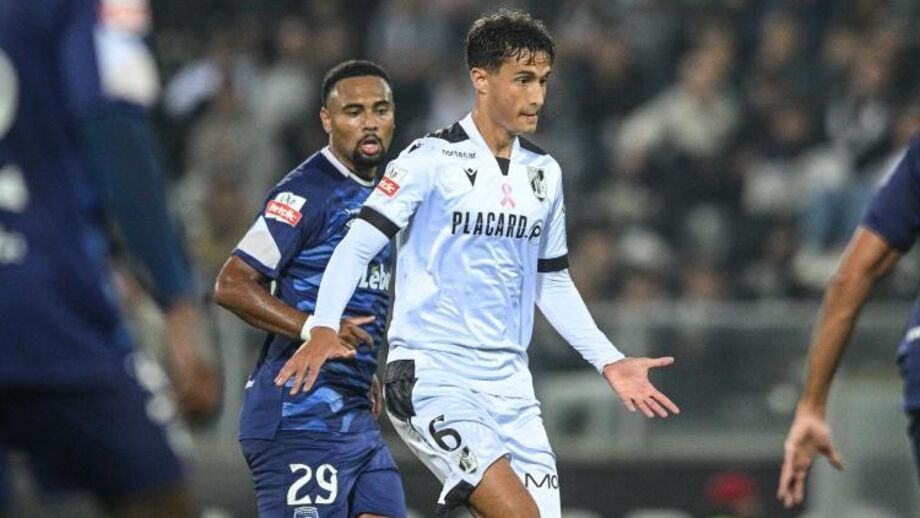 Mitrovic foi utilizado em 23 jogos do Vitória esta temporada