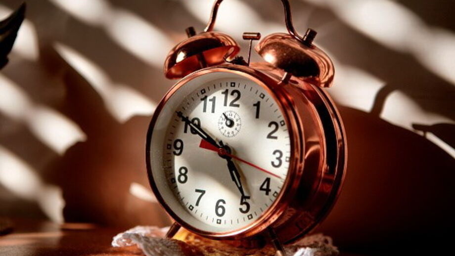 Não se esqueça de adiantar os relógios