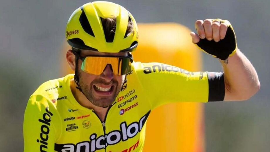 Tiago Antunes perto do triunfo na Volta ao Alentejo; Alexis Guérin vence etapa