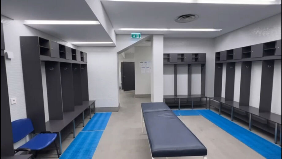 Leões haviam reclamado de um "cheiro intenso" no balneário número 3, antes do jogo com o FC Porto