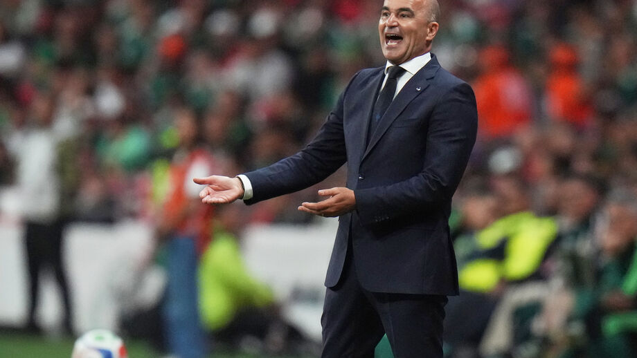 Roberto Martínez durante o México-Portugal no Estádio Azteca
