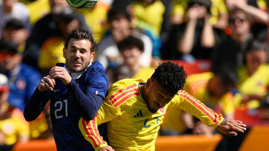 Luis Suárez e Richard Ríos titulares na derrota da Colômbia frente à França