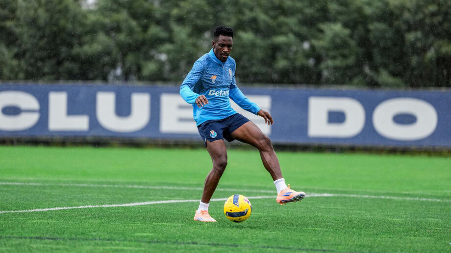 Zaidu recupera papel principal na seleção da Nigéria