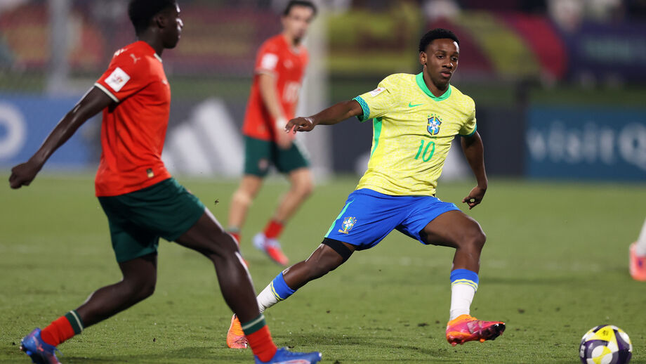 Gabriel Mec a medir forças com Daniel Banjaqui no Mundial de Sub-17, em 2025