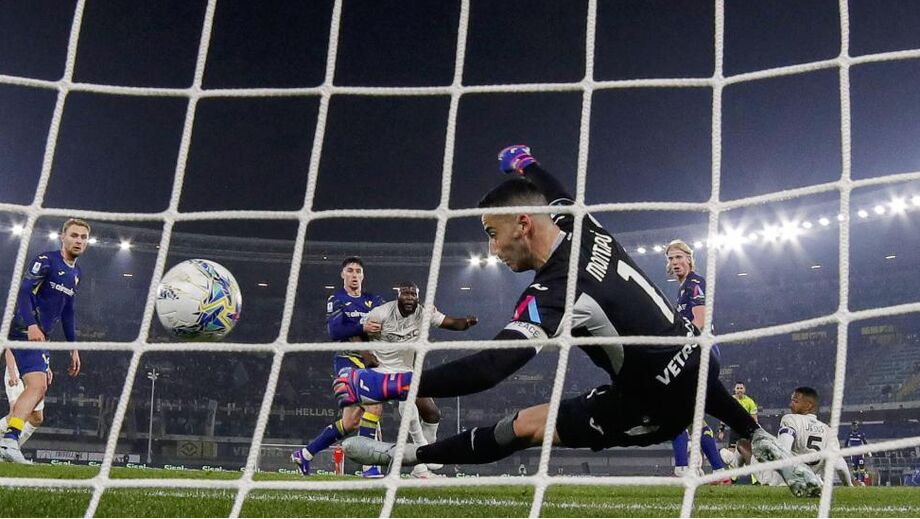 Golo de Lukaku frente ao Verona