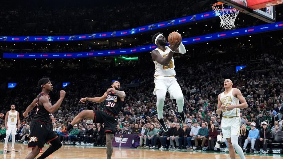 Neemias Queta frente aos Sixers