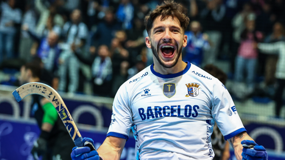 Carlitos também faz a estreia