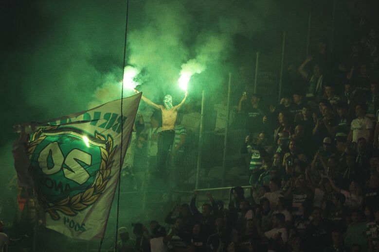 Adeptos do Sporting de regresso a Braga