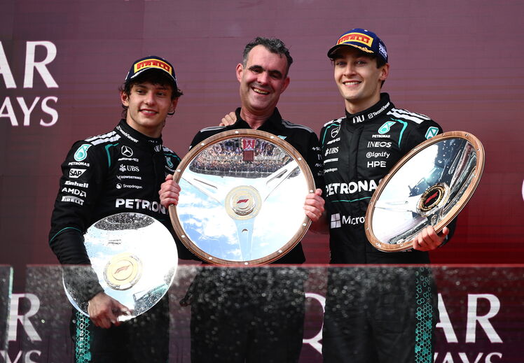 Mercedes começa Mundial em grande com triunfo de George Russell e 2.º lugar de Kimi Antonelli na Austrália