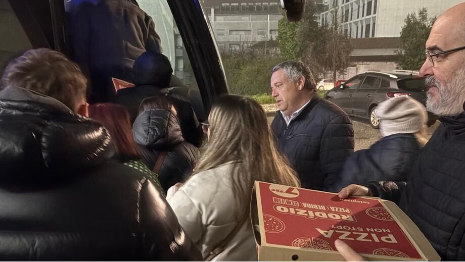 Rio Ave distribuiu pizzas aos adeptos que se deslocaram a Tondela