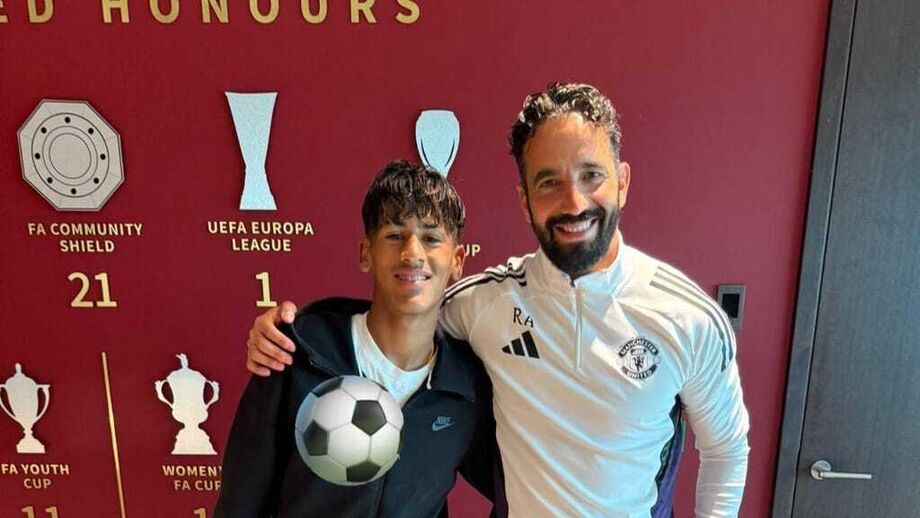 JJ Gabriel com Amorim no Manchester United