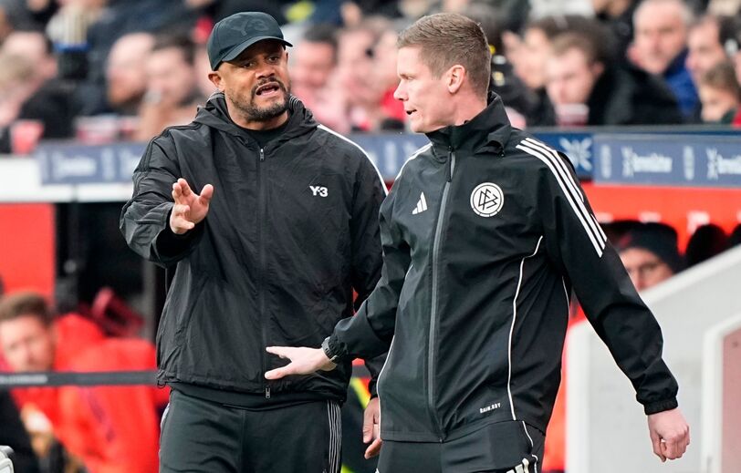 David Silva destaca o controlo de Kompany na equipa