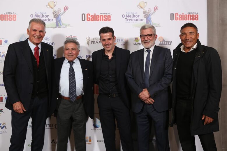 Homenagens, prémios e muitas caras conhecidas: as melhores imagens de mais uma gala de 'O Gaiense'