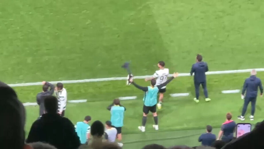 'Vitória massacrante' e 'adeptos a darem show': ex-jogadores brasileiros do Sporting vibraram com noite épica