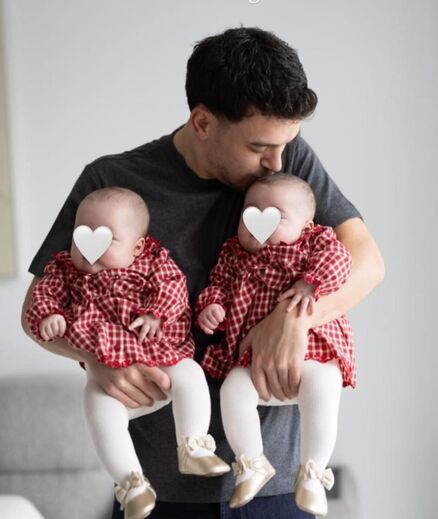 Pote com as filhas Belém e Benedita