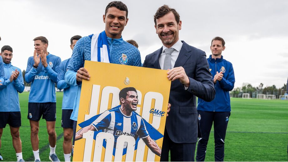 André Villas-Boas no Olival para assinalar o jogo 1.000 de Thiago Silva