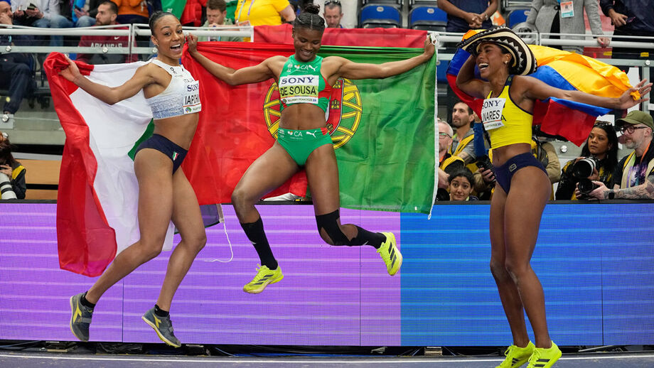 Agate de Sousa sagra-se campeã do mundo no salto em comprimento